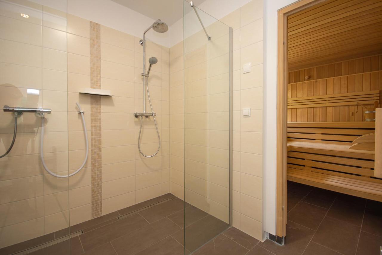 Ferienwohnung Waldloft Sellin  ภายนอก รูปภาพ