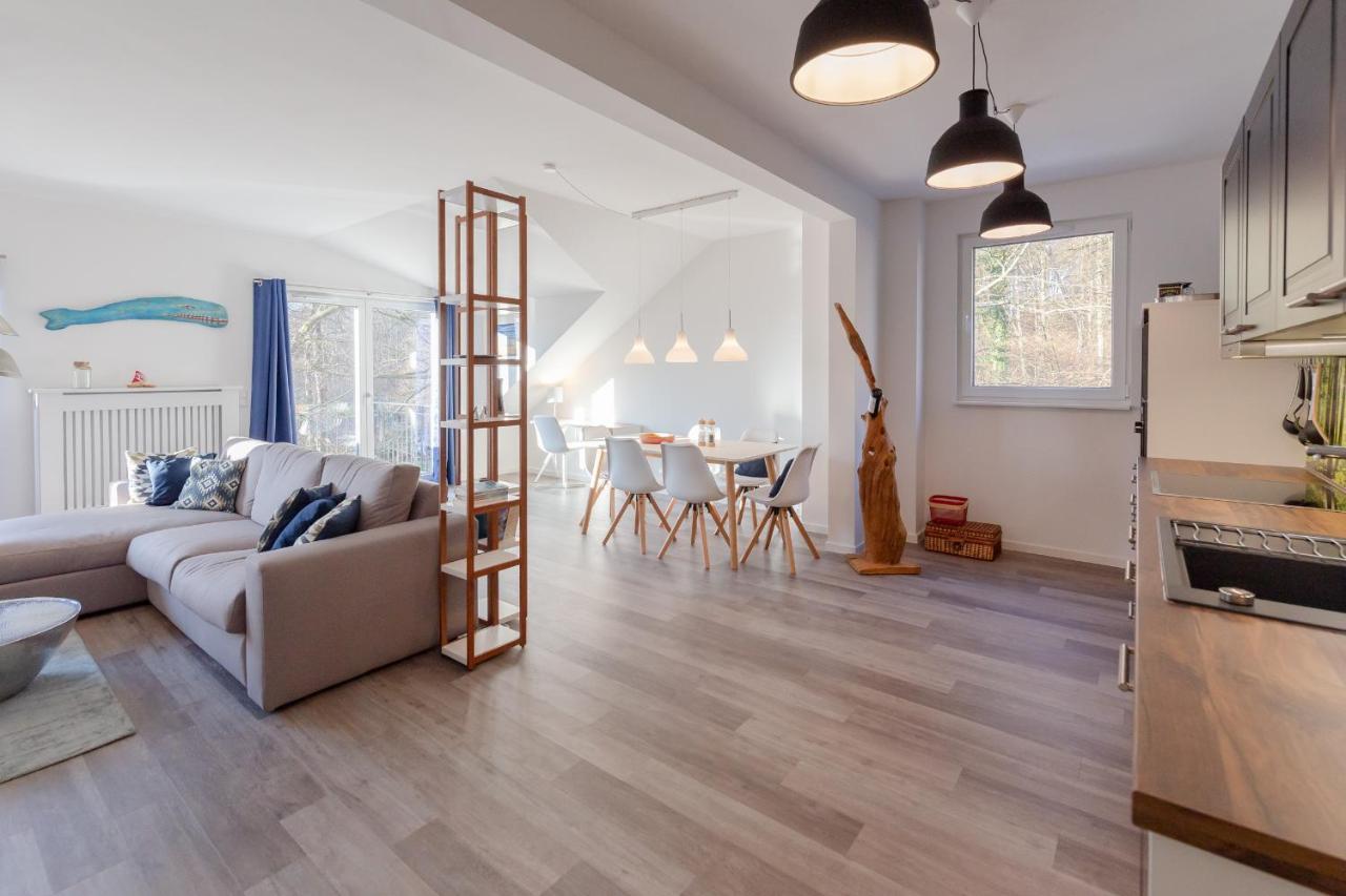 Ferienwohnung Waldloft Sellin  ภายนอก รูปภาพ
